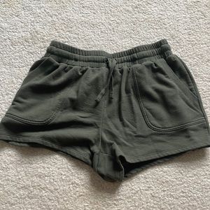 green sweat shorts dsg
